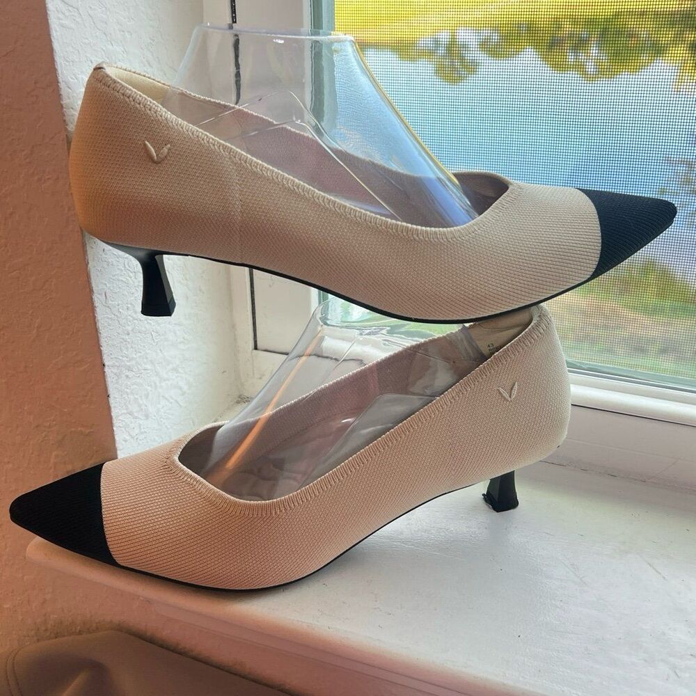 VIVAIA Scarlett Pointed Toe Kitten Heel in Ivory & Black Women’s Size 43 NWOT! - Picture 11 of 12